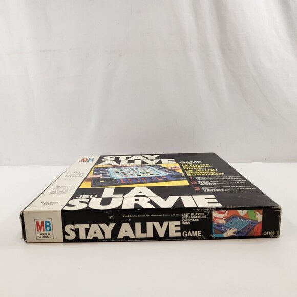Stay Alive Board Game Milton Bradley Canada Bilingual Version COMPLETE Vtg - Picture 11 of 14